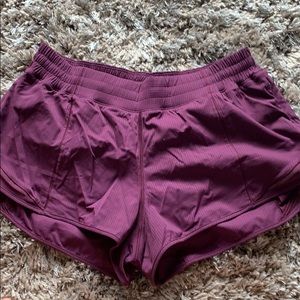 Lulu Size 10 shorts Only worn a couple times.